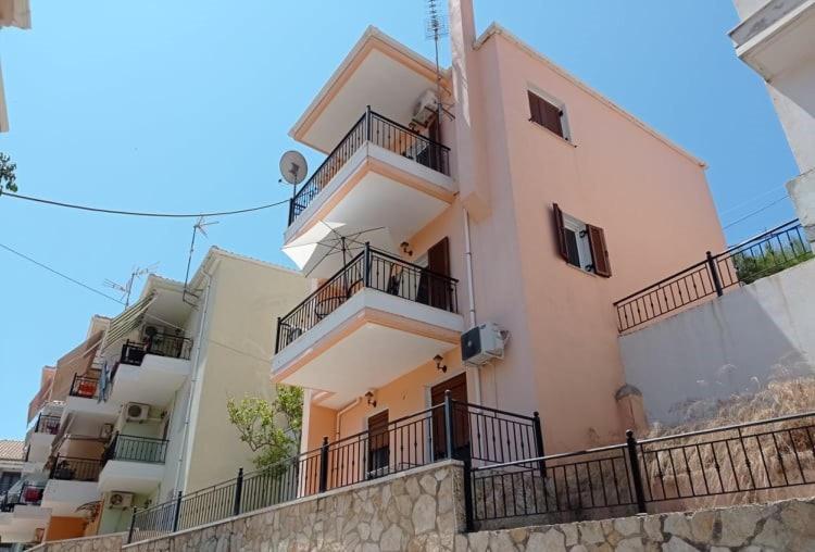 Hermes Holiday Home In The Port Of Sivota Exteriér fotografie